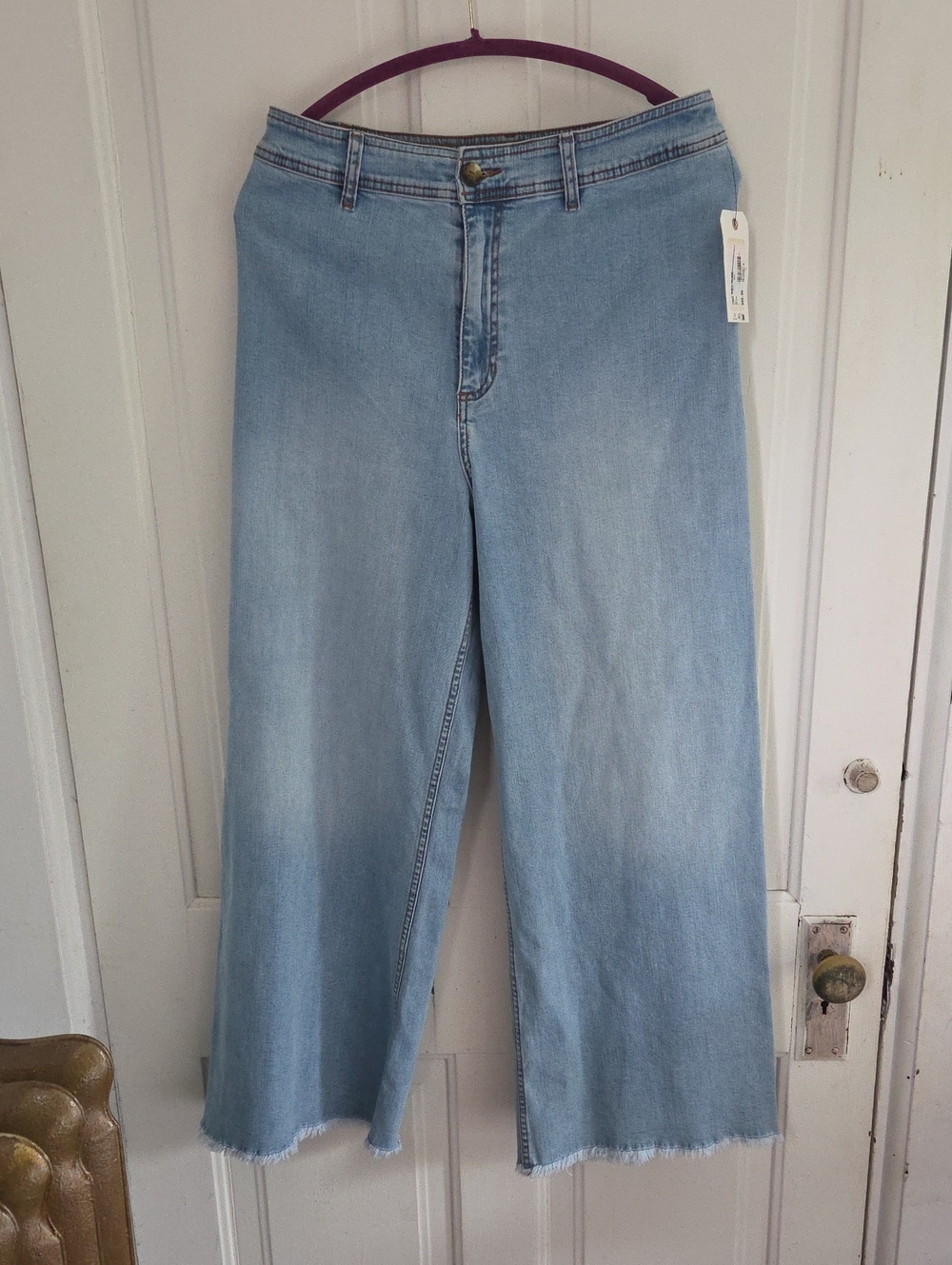 Billabong Light Wash Wide Leg Jeans